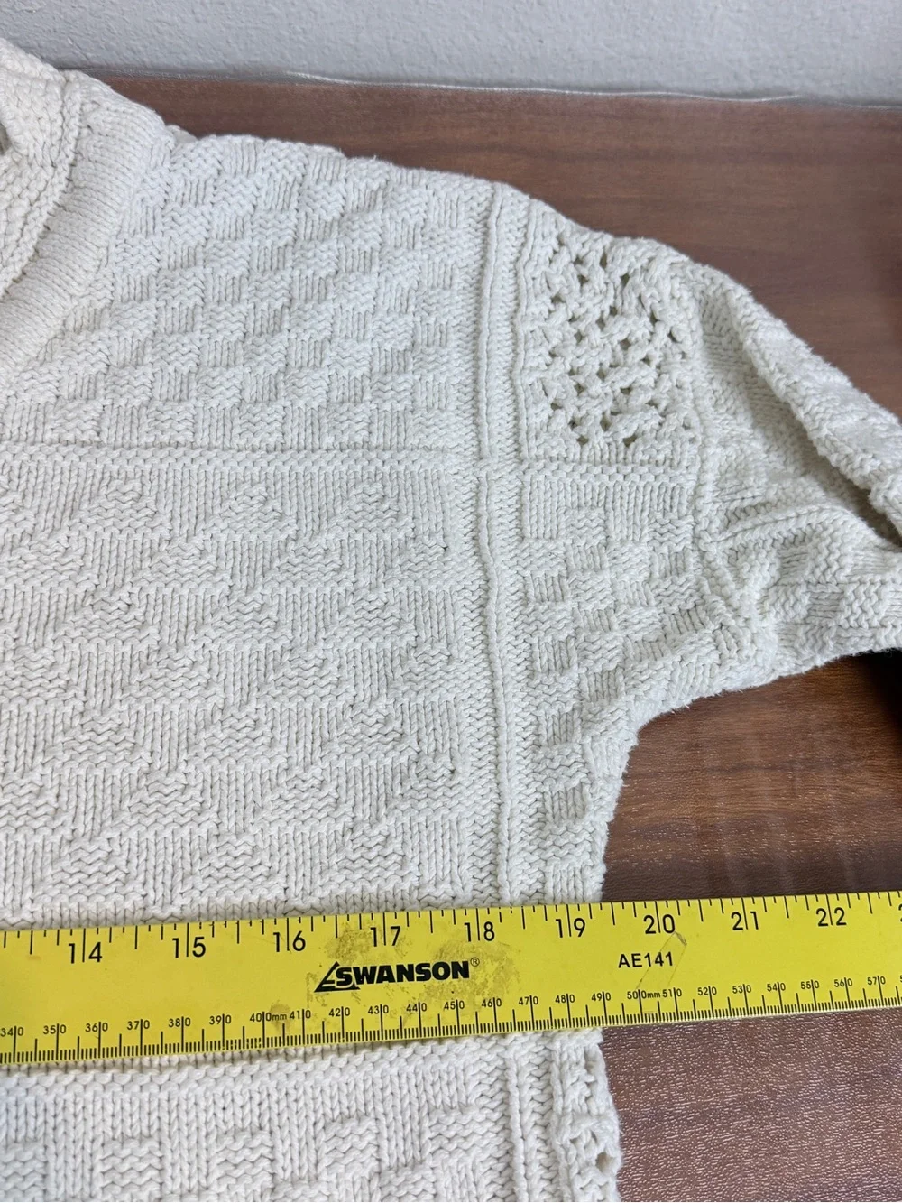Vintage 90s American Eagle Outfitters Cream Patchwork V-Neck Knit Sweater USA M